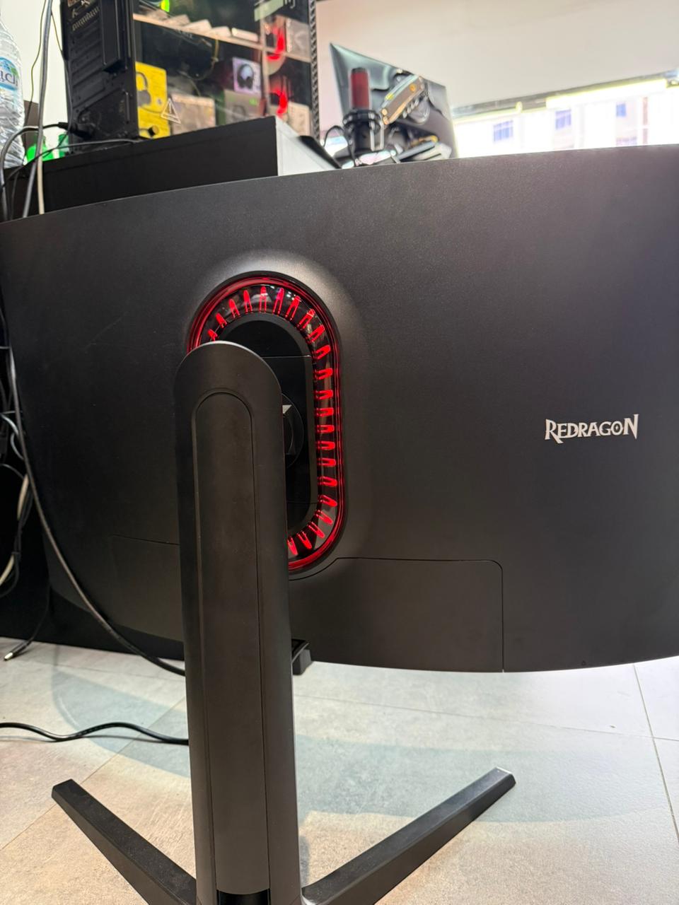 USED MONITOR | 2K 180HZ 32INCH CURVED REDRAGON GM32H2Q