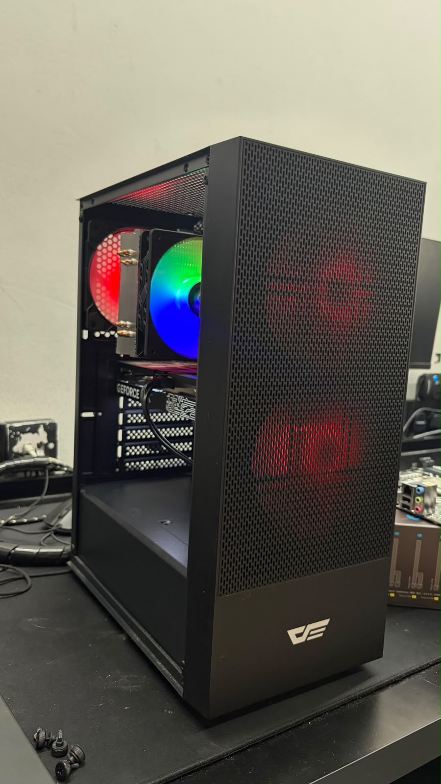 USED PC || I5 14400 & RTX 5060 WARRANTY 4 MONTHS